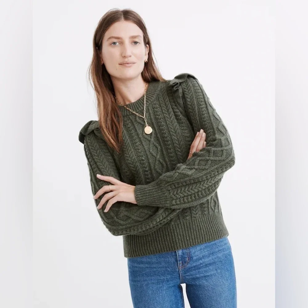 Madewell Hollydene Ruffle-Shoulder Pullover Sweater in Antique Cream